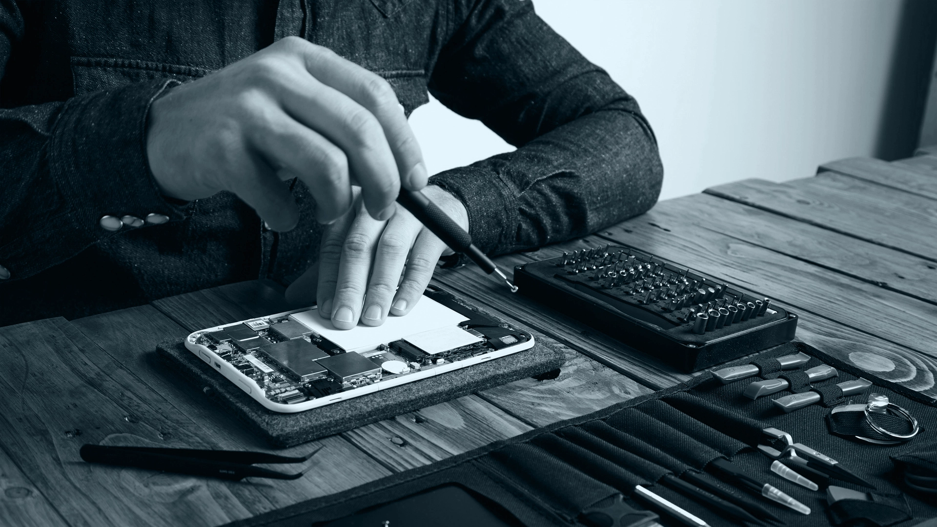 Streamlining HR Operations: How Cordiana's HRM Module Transforms Workforce Management